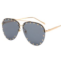 Frameless Sunglasses Cross border Punk Personality Rivets Sunglasses Fashion Toad Sunglasses (colour: Gold framed grey chip)